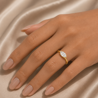 The Navette Ring