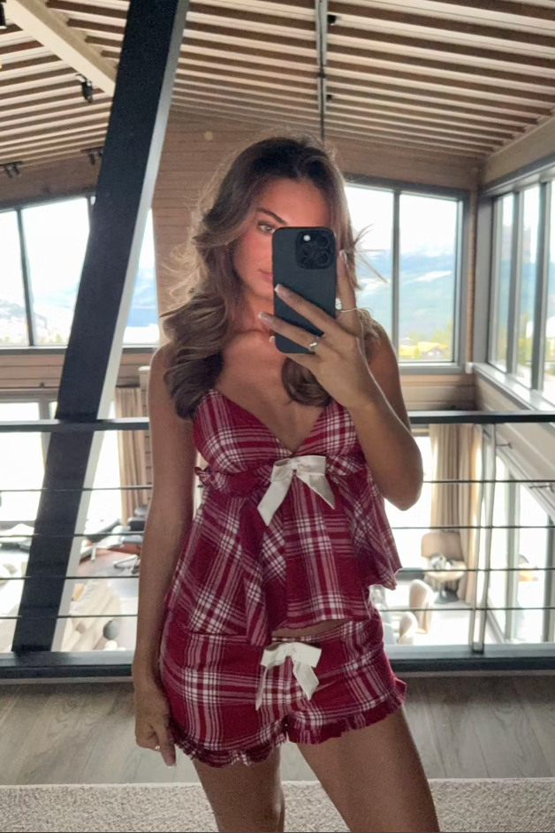 Sugar Bow Lounge Set