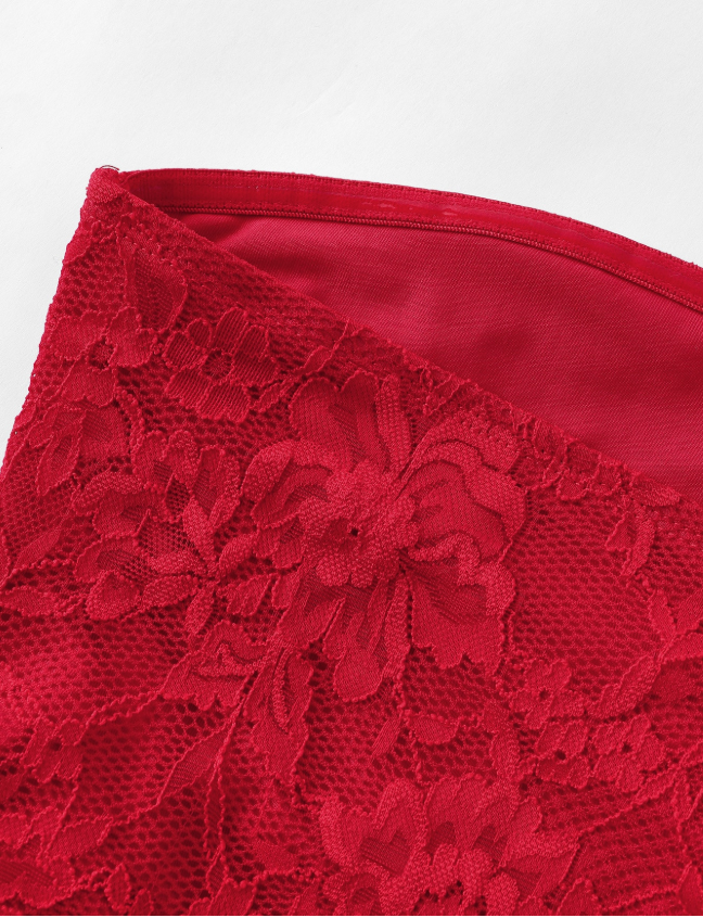 Seréna Lace Ruffle Set